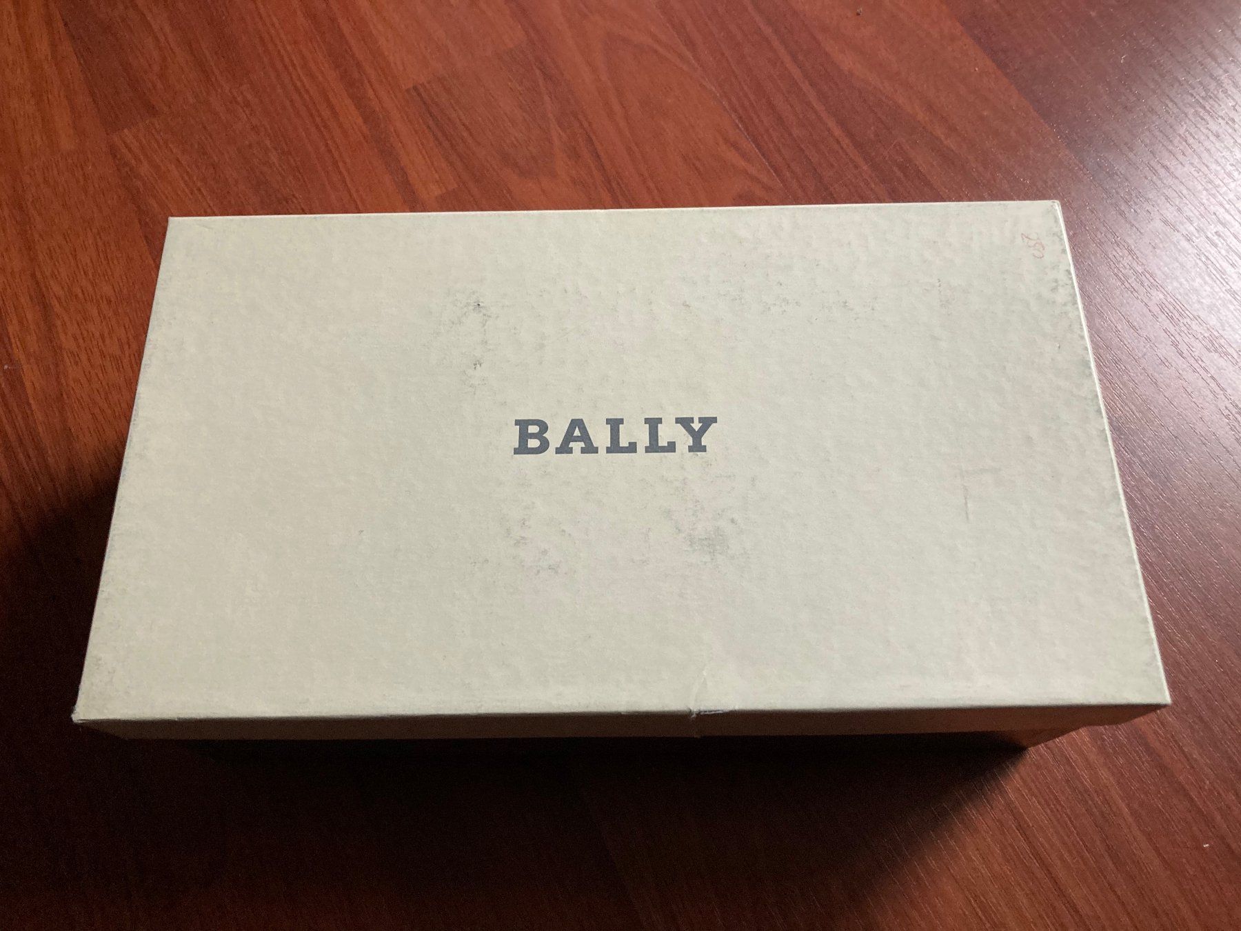 Bally Damenschuhe: Bally Loafer Damen gold mit Original-Box – Gebraucht aus Unterseen von amj_zz7j 1