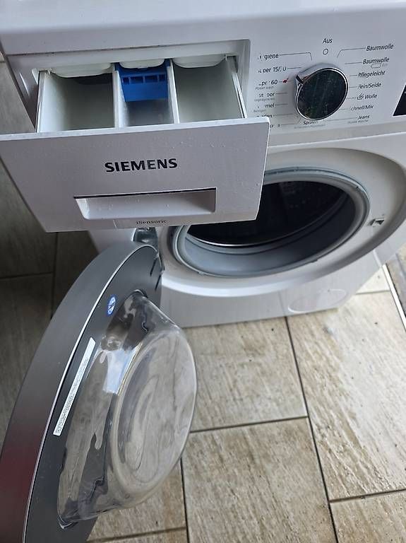 Machines à laver: Siemens Waschmaschine – D'occasion à Rümlang par dea_9qx8 2