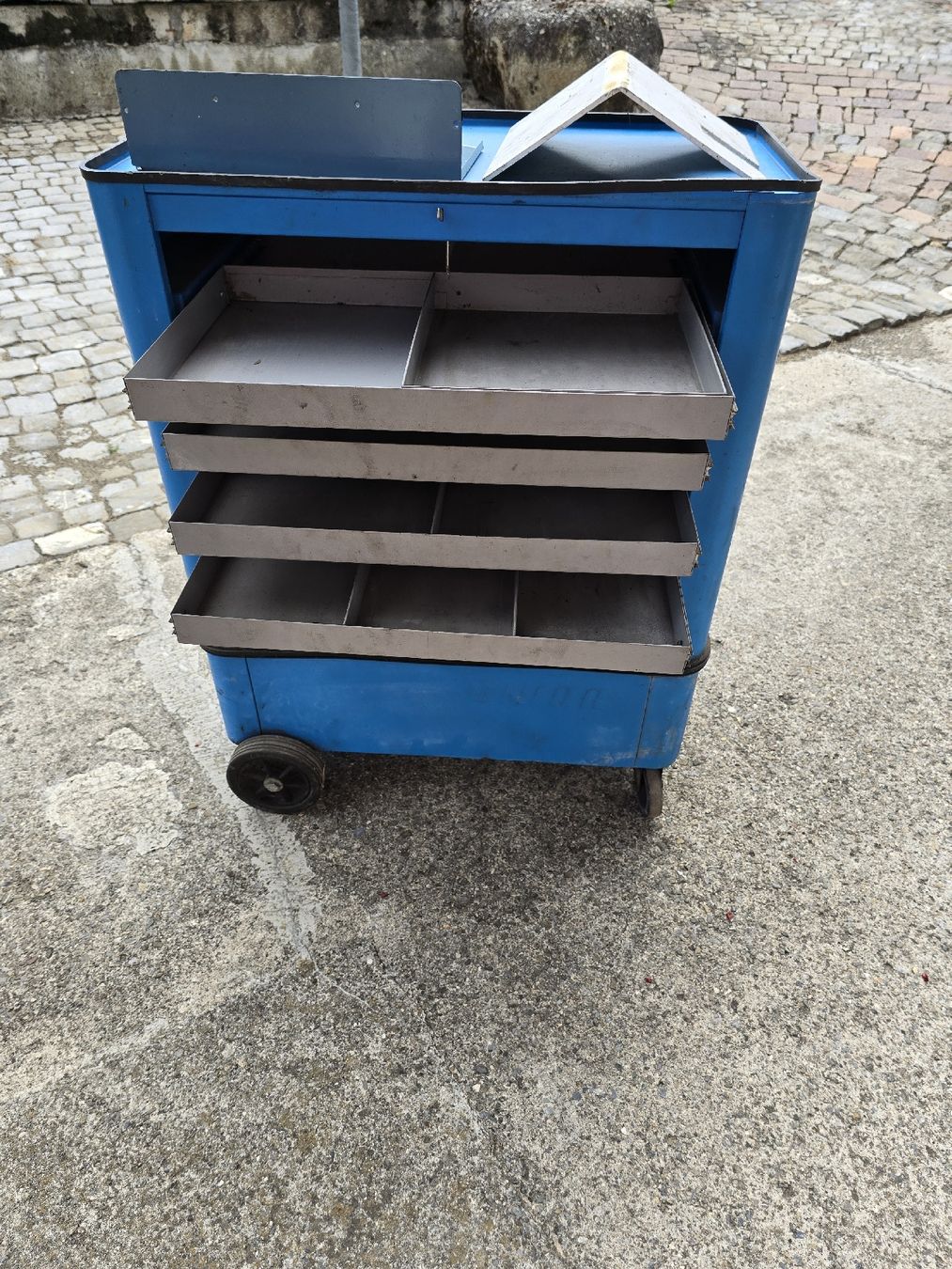 Tutti gli attrezzi: Werkstattwagen – Usato da Muri AG venduto da PM19