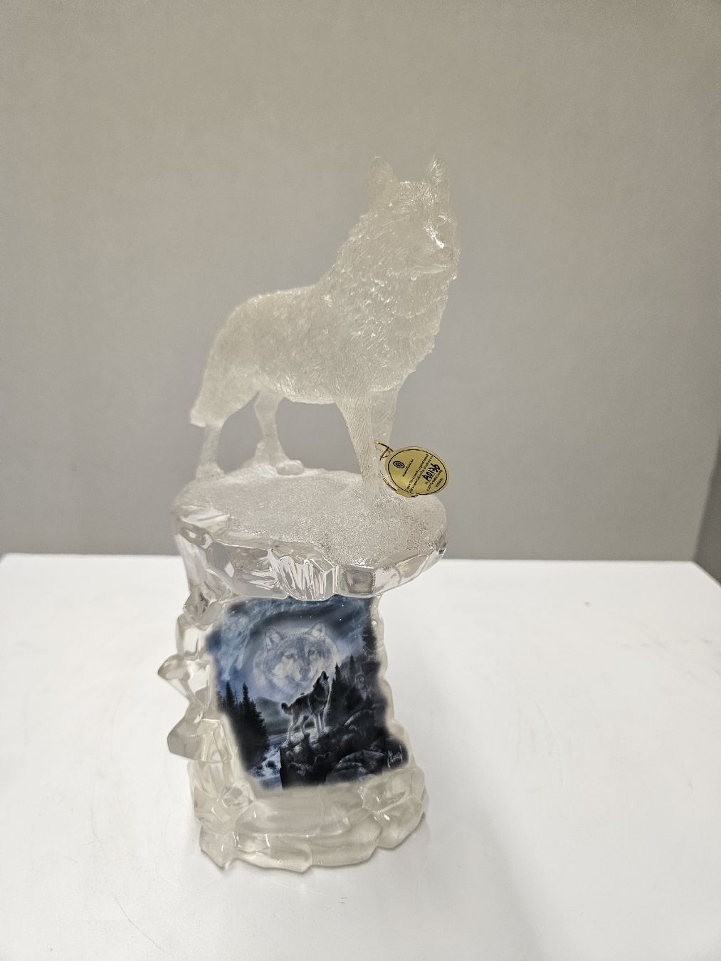 Figurines: Wolf Figur mit Leuchtfunktion – Neuf avec emballage d'origine à Dielsdorf par Kenan997 1