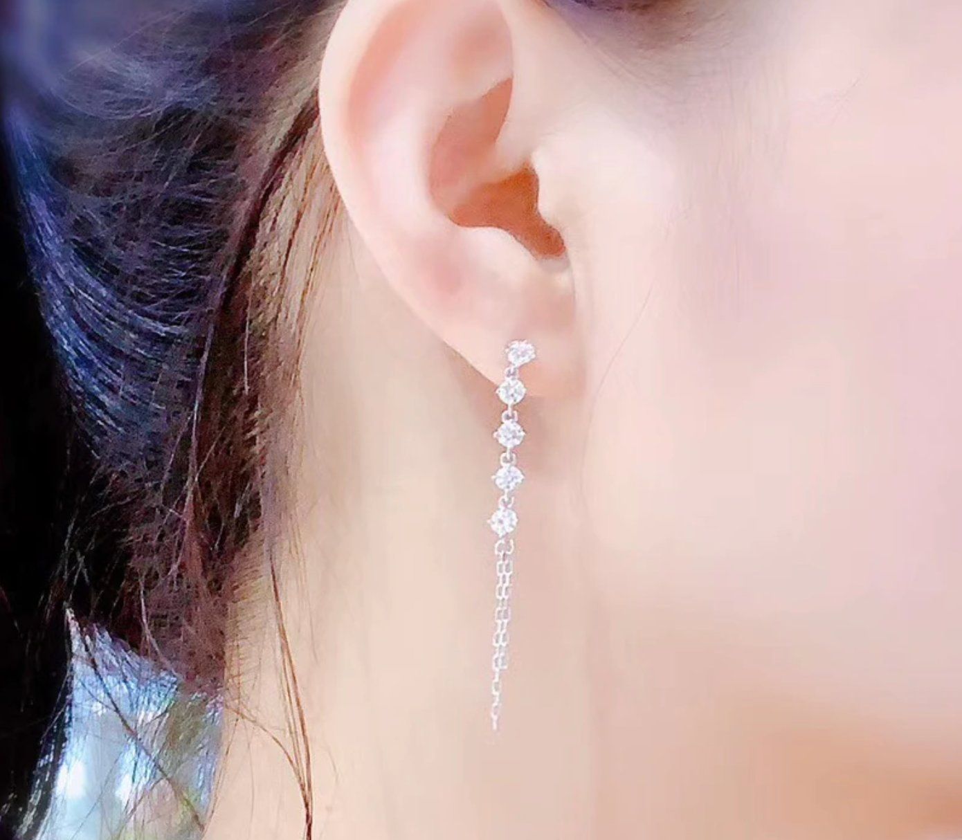 Orecchini pendenti & Orecchini a lobo: WHITE MOISSANITE ROUND earrings with certificate – Nuovo e nell'imballaggio originale da Genève venduto da AGBERG 2