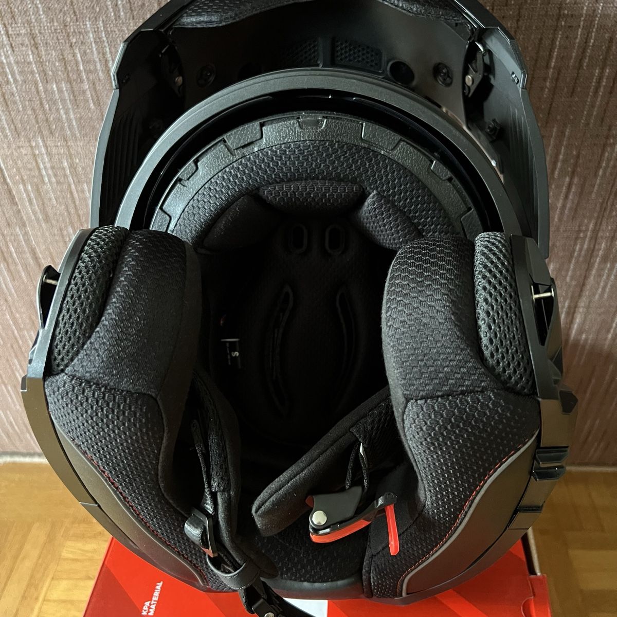 Caschi & visiere: LS2 Strobe II Motorradhelm schwarz Grösse S neuwertig – Nuovo (secondo la descrizione) da Oberrieden venduto da daniel_shnshn 6