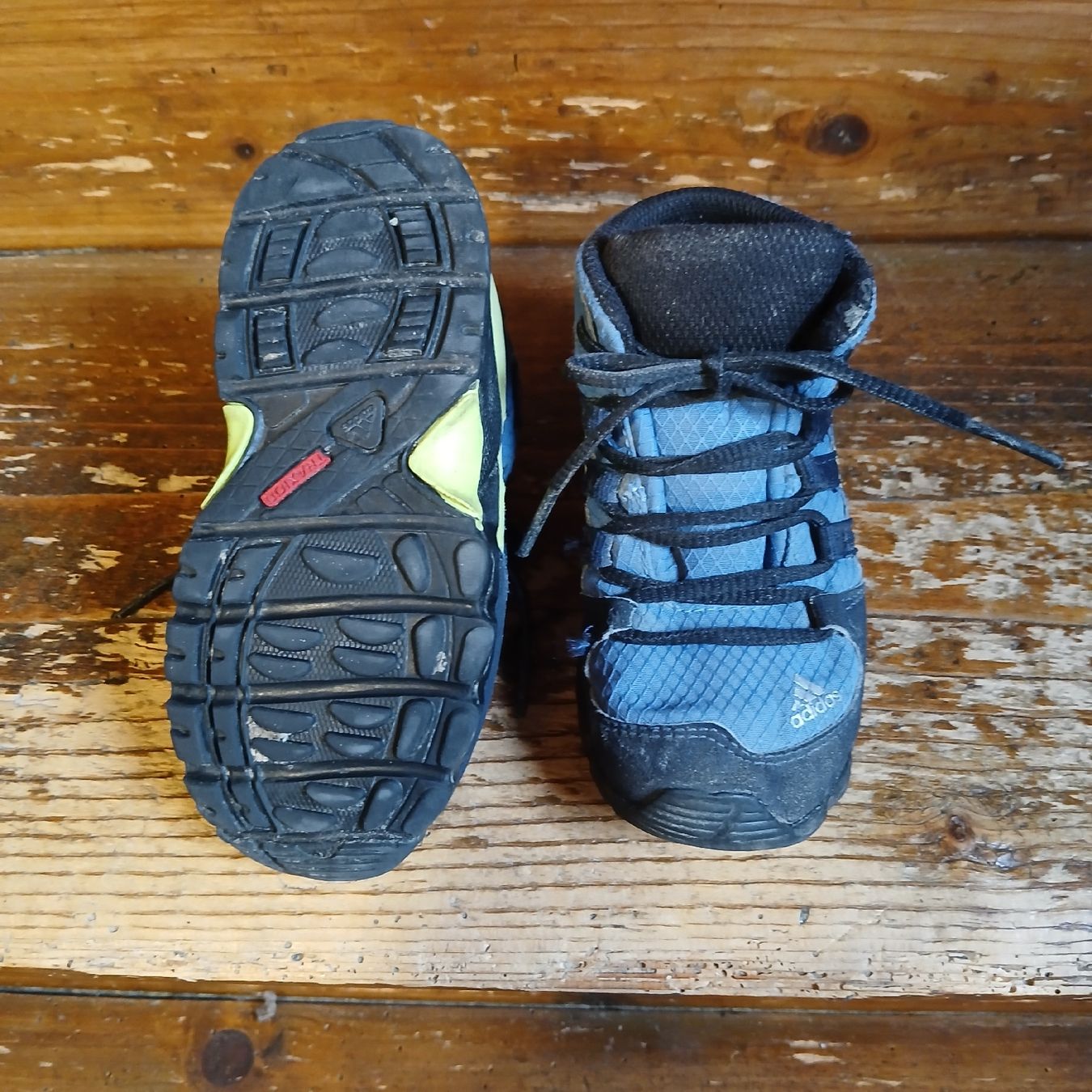 Adidas Chaussures hommes: Trekking Schuh Adidas – D'occasion à Herisau par masli