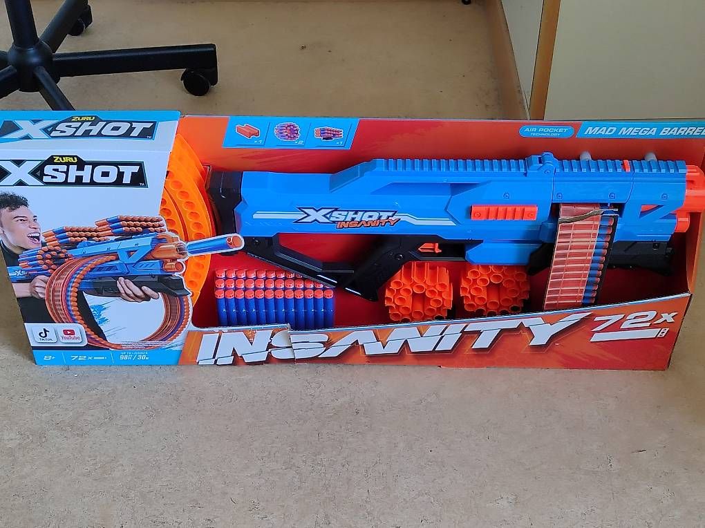 Giocattoli: Spielzeug X Shot pistol kit 72 bullets  – Usato da Zürich venduto da mat_p972 1