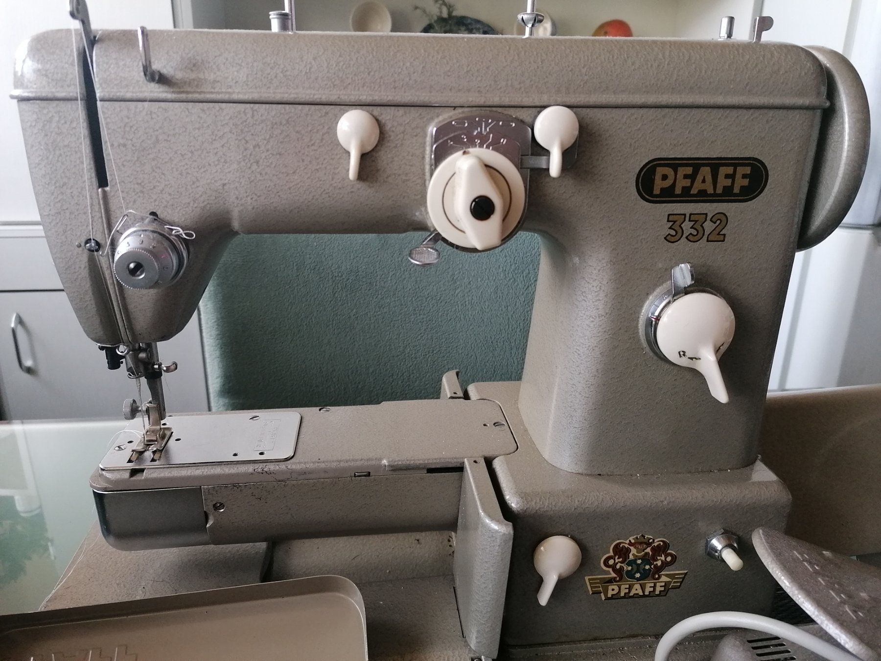 Pfaff Nähmaschinen: PFAFF 332 – Gebraucht aus Onex von GenovaM 1