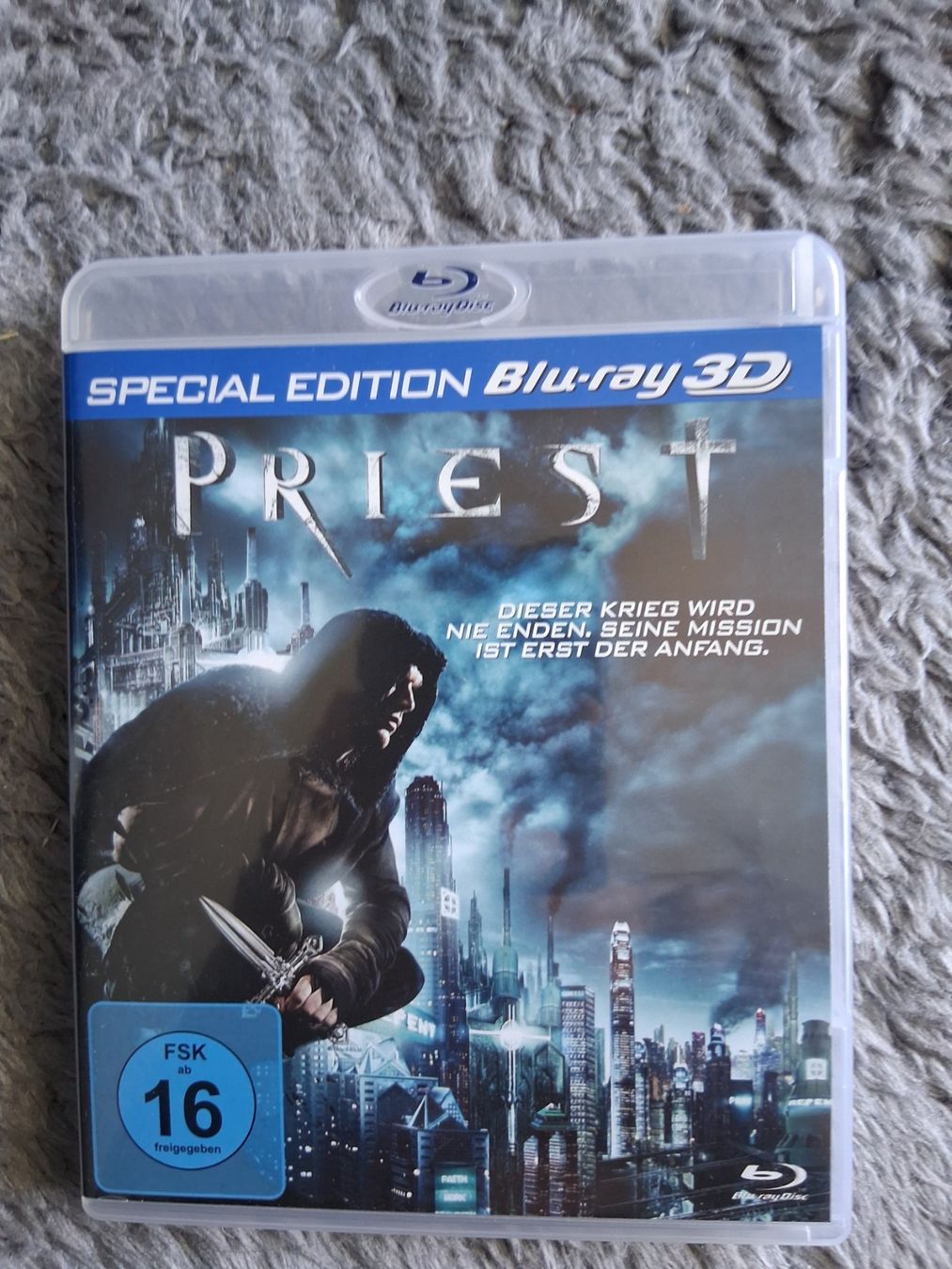 Tutti i DVDs: PRIEST         BLUE RAY – Usato da Wetzikon ZH venduto da Ramones01