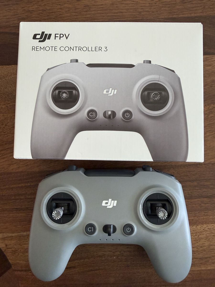 DJI Fernsteuerungen: DJI FPV remote 3 controller – Gebraucht aus Emmen von ViktorLu 1