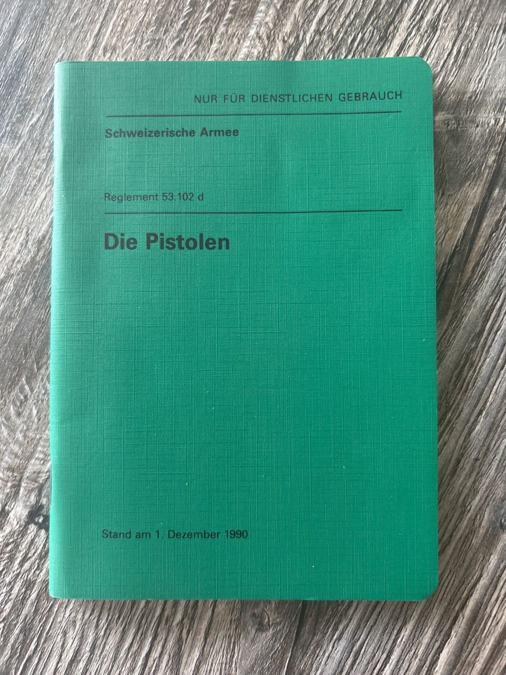 Bücher: Reglement Schweizer Armee Die Pistolen – Gebraucht aus Hausen am Albis von MACV62
