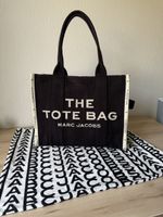 MARC JACOBS THE TOTE BAG