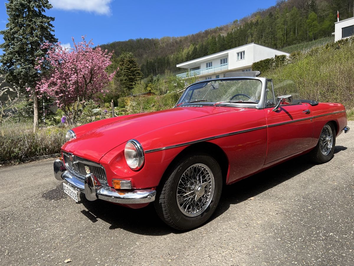 MG Autos: MG B Cabriolet - Oldtimer - Top Zustand – Gebraucht aus Hornussen von naturmed