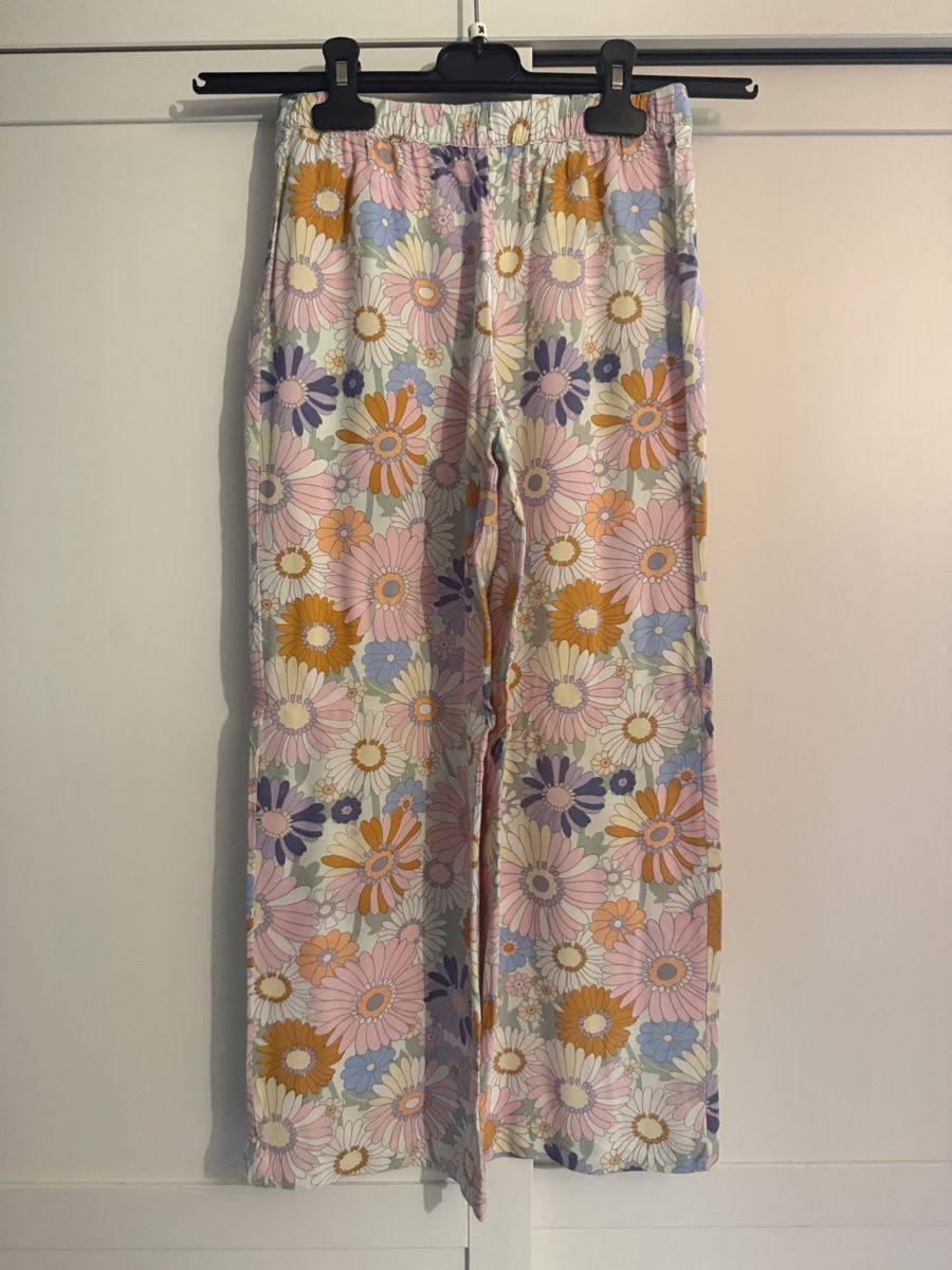 H&M Lotti & Set di vestiti: Set H&M Grösse 134 – Usato da dietikon venduto da nrizzo26 3