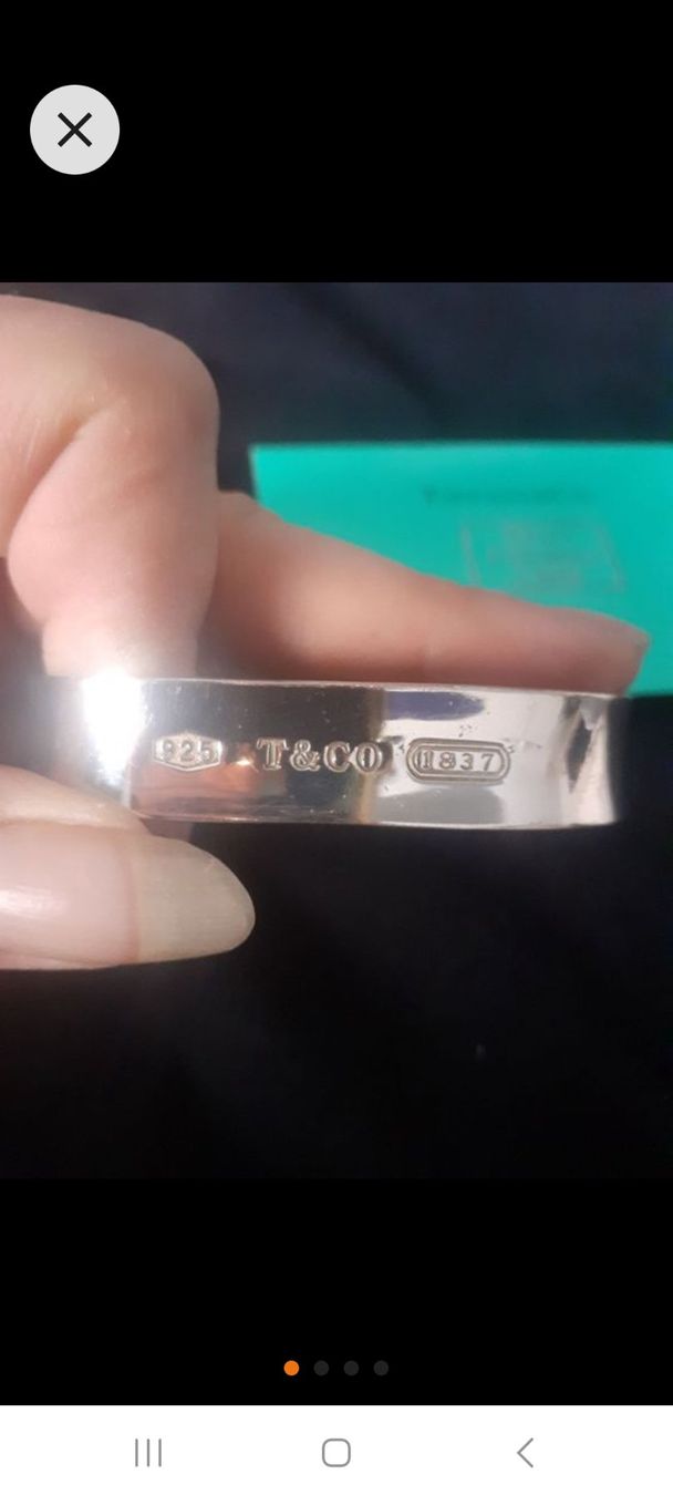 Tiffany & Co. Armbänder & -reifen: Bracelet Tiffany and Co 1837 – Gebraucht aus Vevey von lba_dd82