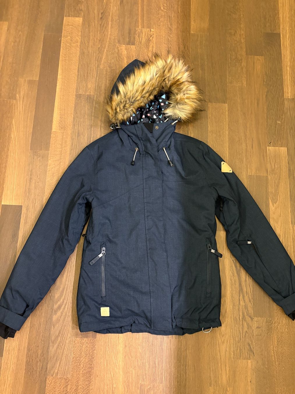 Giacche: Damen Ski-/Snowboardjacke dunkelblau 34 – Usato da Niederweningen venduto da Daniela312