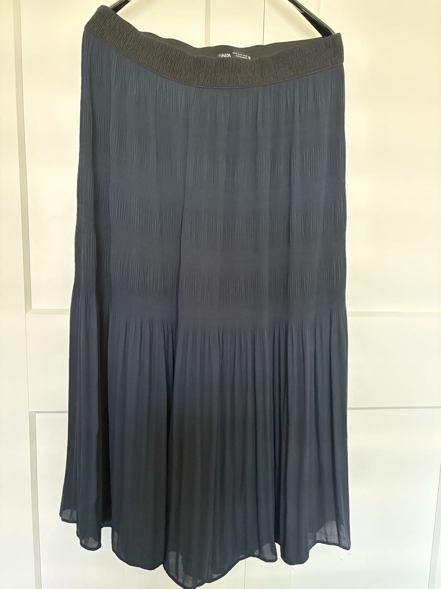 Zara Pantaloni: Gr. XL / XXL Hosenset – Usato da Mettmenstetten venduto da Lelu1315 6