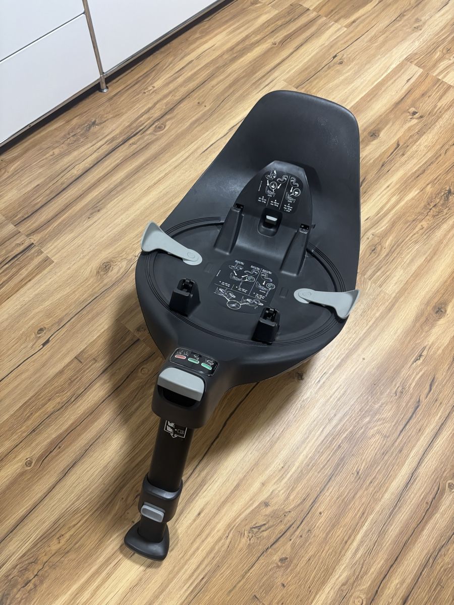 Cybex Seggiolini per auto: Cybex Platinum Base T – Usato da Sutz venduto da charis1411