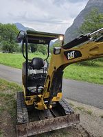 Escavatore  caterpillar  301.8