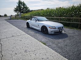 BMW Z4 Roadster 3.0i ab 200.-