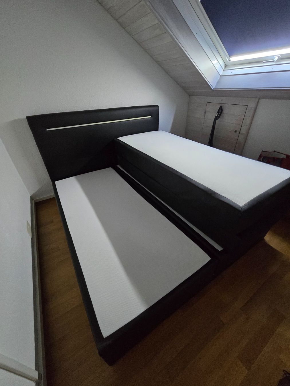 Betten: Boxspringbett     L 200cm x B 180cm – Gebraucht aus Leibstadt von xMoreno93x 2