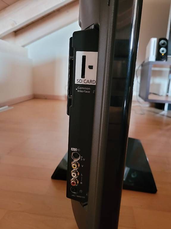 Panasonic Televisori: Panasonic TX-P42C10E Plasma-Fernseher – Usato da Wünnewil venduto da san_zs75 3