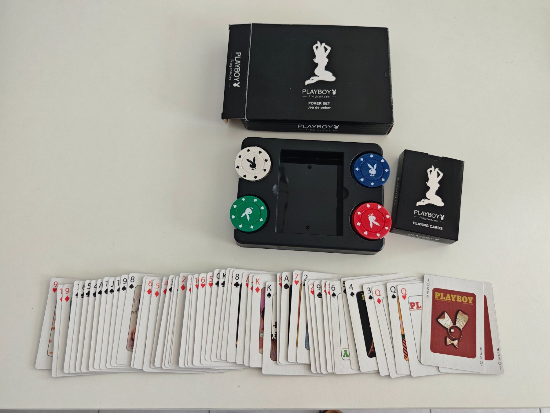 Giochi: Playboy Poker Set mit Spielkarten – Nuovo (secondo la descrizione) da Stetten AG venduto da Jandacho 2