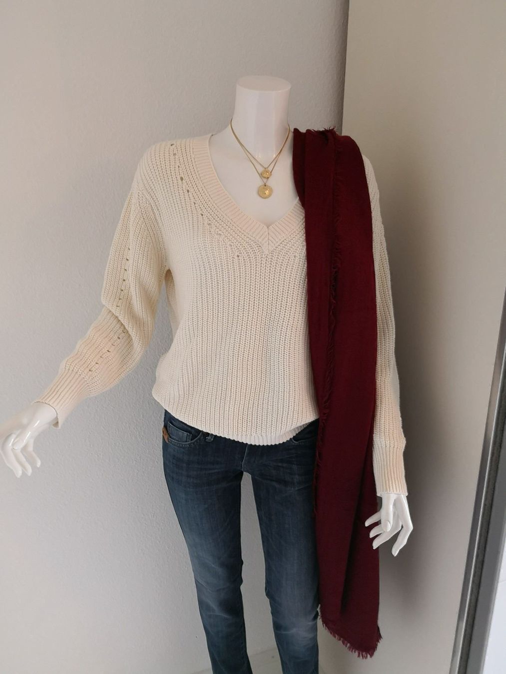 Mango Pulls & Sweat-shirts: 🤩MANGO STRICK PULLOVER ECRU & V-SCHNITT NEU & D&G P. – Neuf (Voir description) à Olten par Naja-Twins-Twins 6