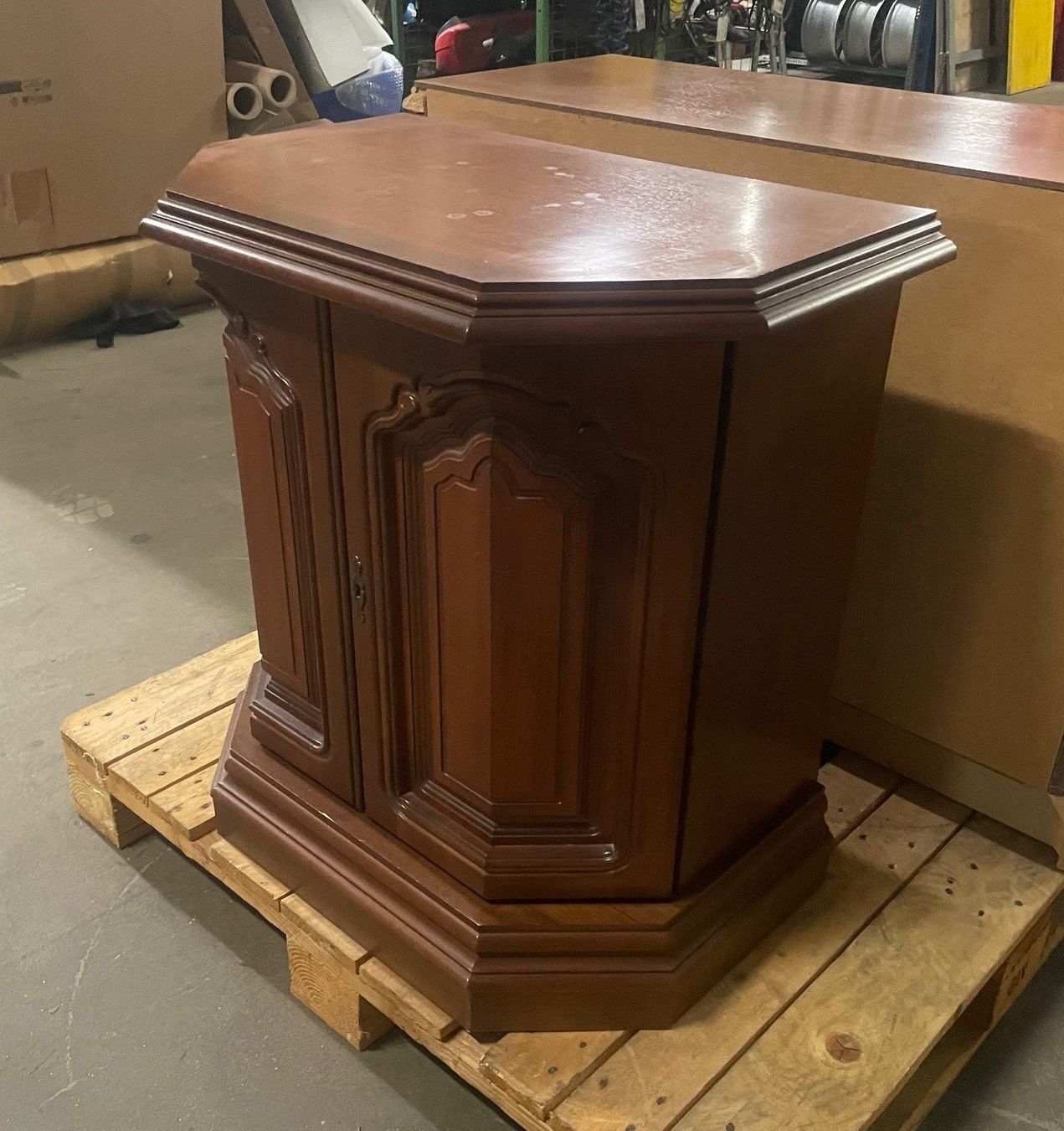 Büffets: Buffet avec commode et meuble TV – Gebraucht aus Satigny von rob_6zj8 6