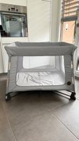 Maxi Cosi Swift 3-in-1 Stubenwagen, Reisebett und Laufstall