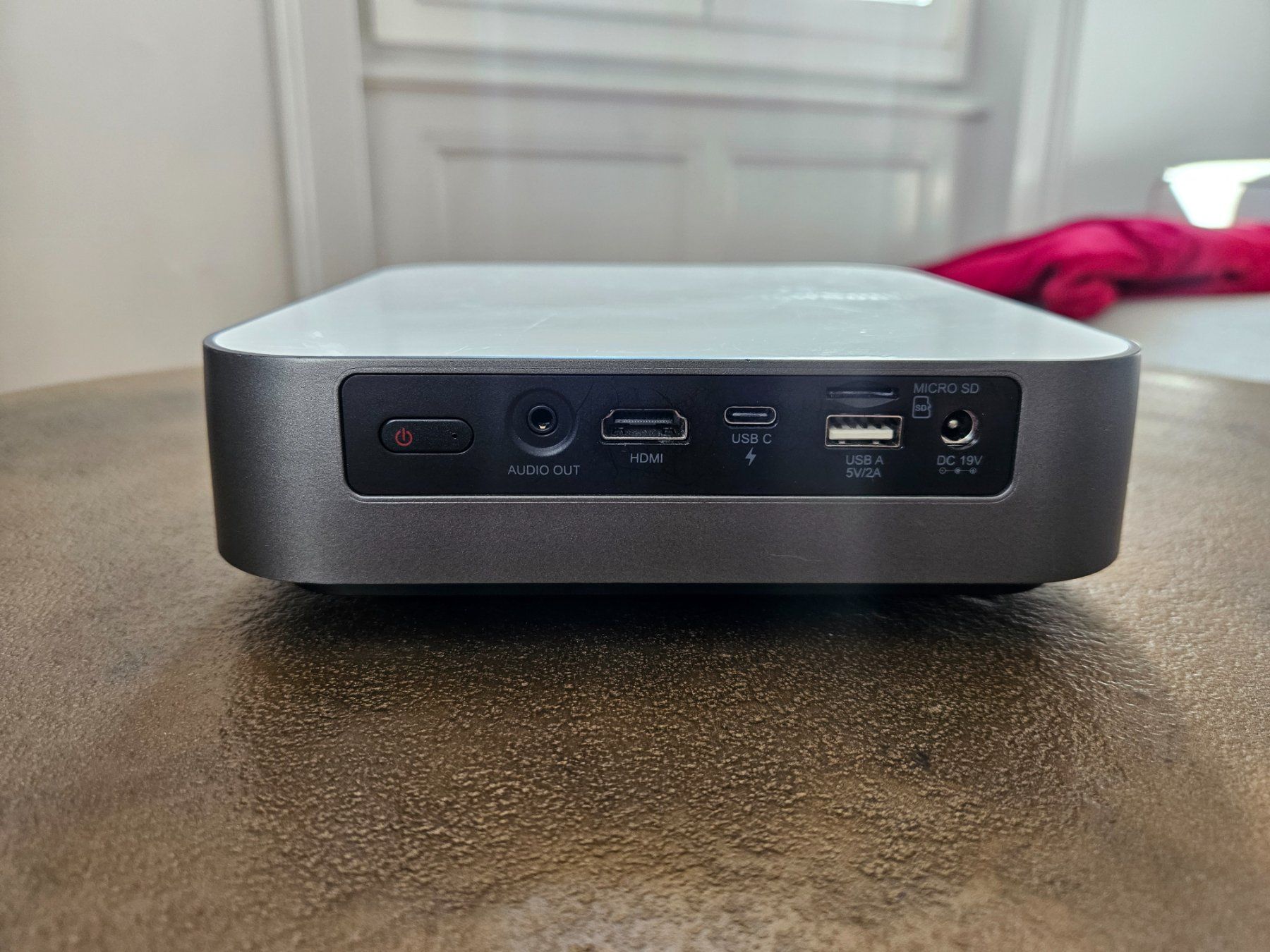 Viewsonic Videoprojektoren: Projecteur portable ViewSonic M2e – Gebraucht aus Lausanne von Paradigme 2