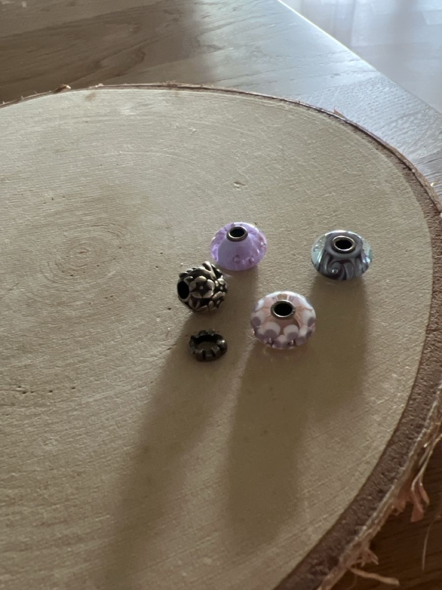 Anhänger: 5 Trollbeads assorted charms 3 glass 2 silver charms – Gebraucht aus Egg b. Zürich von ZeroWaste