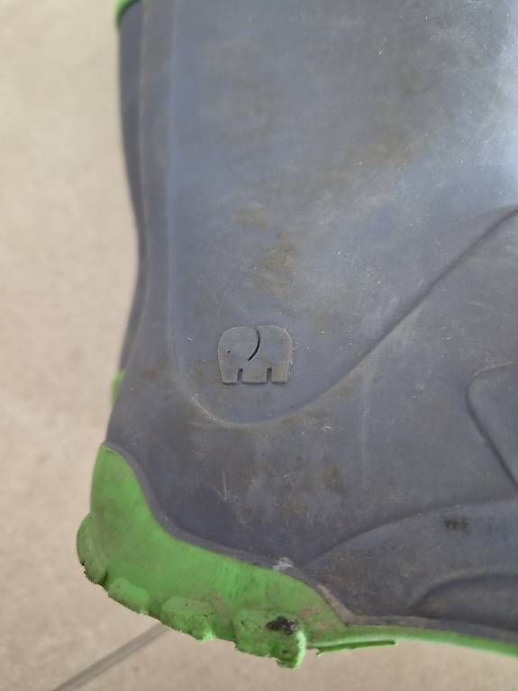 Schuhe für Jungen: Elefanten Gummistiefel Grösse 26 – Gebraucht aus Jona von Mona4490 1