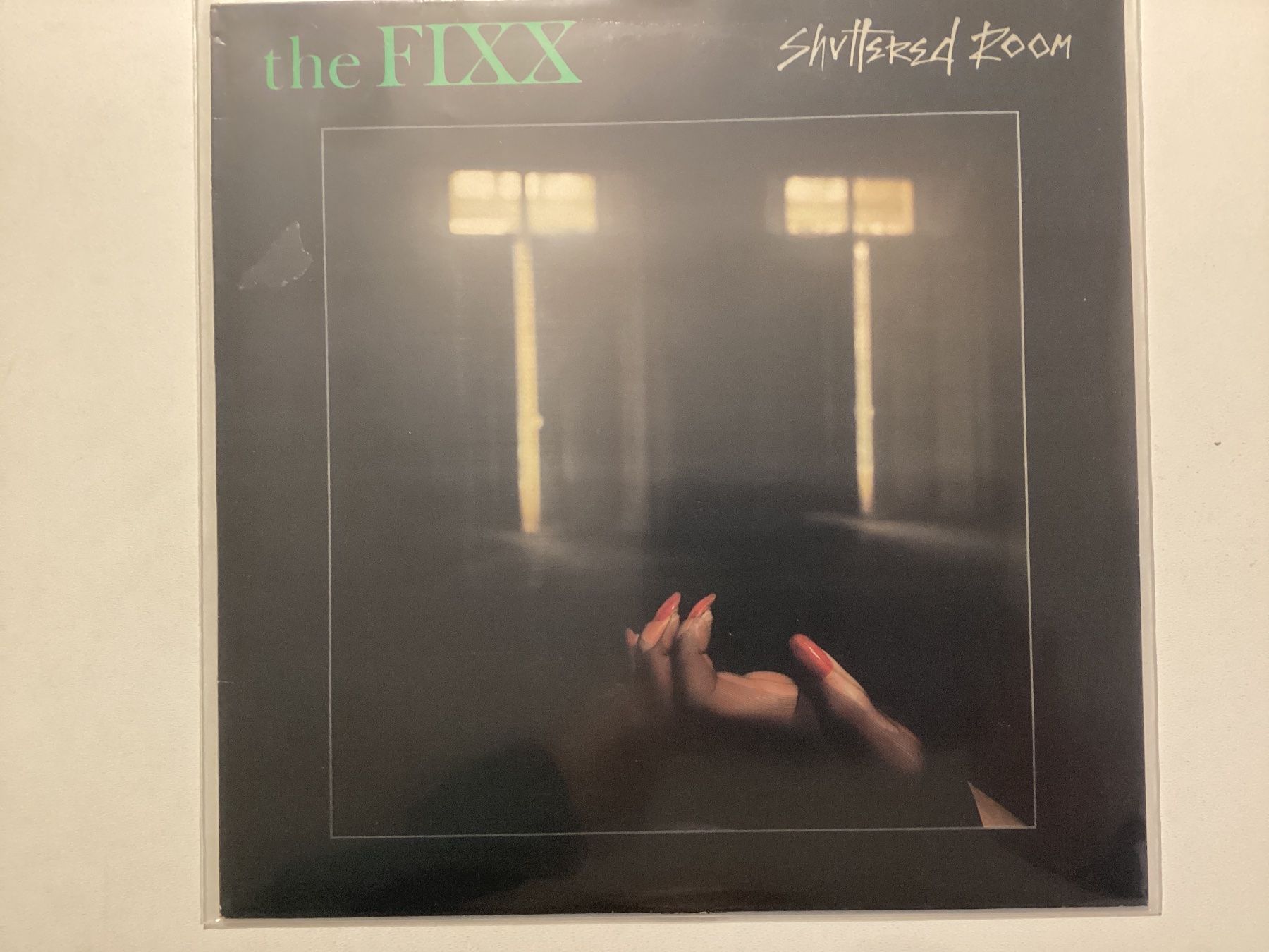 Dischi in vinile: The Fixx LP - Shuttered Room – Usato da Gutenswil venduto da Hamzian