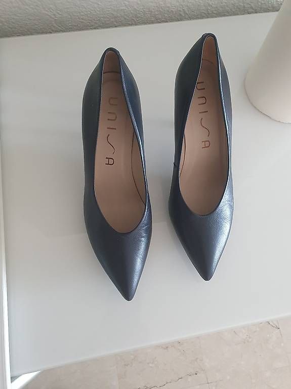 Unisa Scarpe da donna: Escarpins/ Chaussures Unisa pointure 37.5 – Nuovo (secondo la descrizione) da Thônex venduto da viclau 1