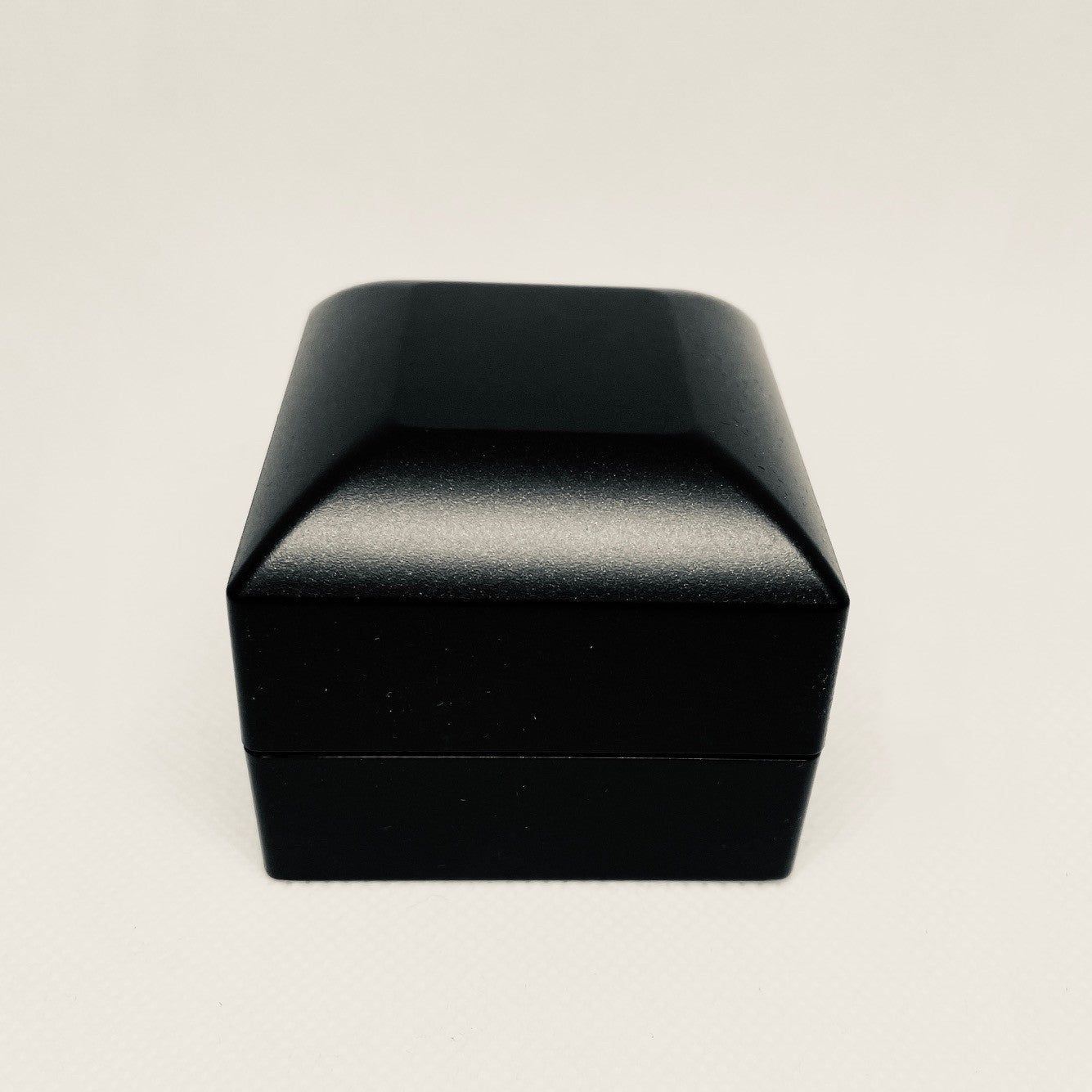Tesla Alle Ersatzteile: Tesla „Keyless Entry“ Ring Hansshow Grösse 7 – Neu und originalverpackt aus Dietikon von e-car-shop.schweiz 2