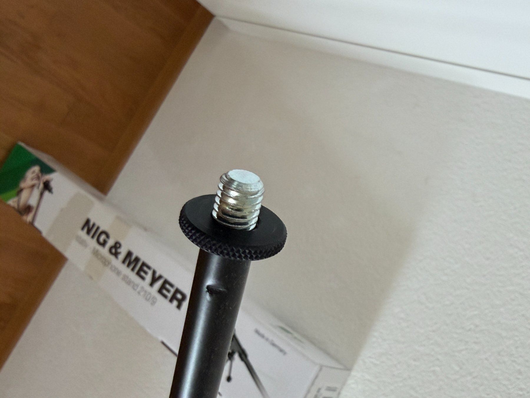 König & Meyer Instrumenten-& Notenständer: Pied pour microphone K&M 201/9 noir – Gebraucht aus Lausanne von lou_r82x 2