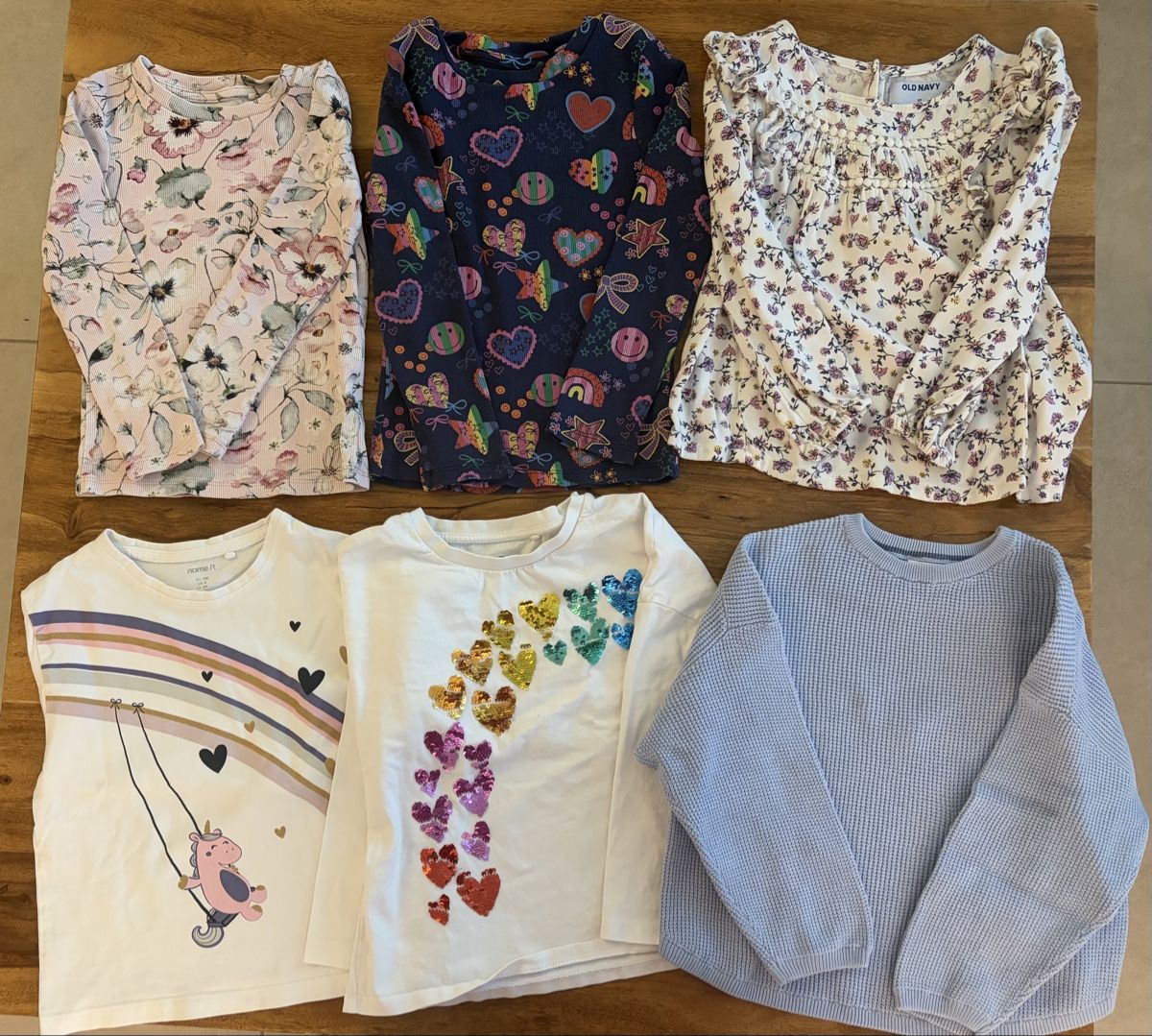 Lotti & Set di vestiti: Kleiderpaket Mädchen Gr. 110/116 – Usato da Pfäffikon ZH venduto da PaoM 1