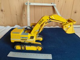 80 Tonnen grosser Liebherr Raupenbagger R 984 Modell Conrad