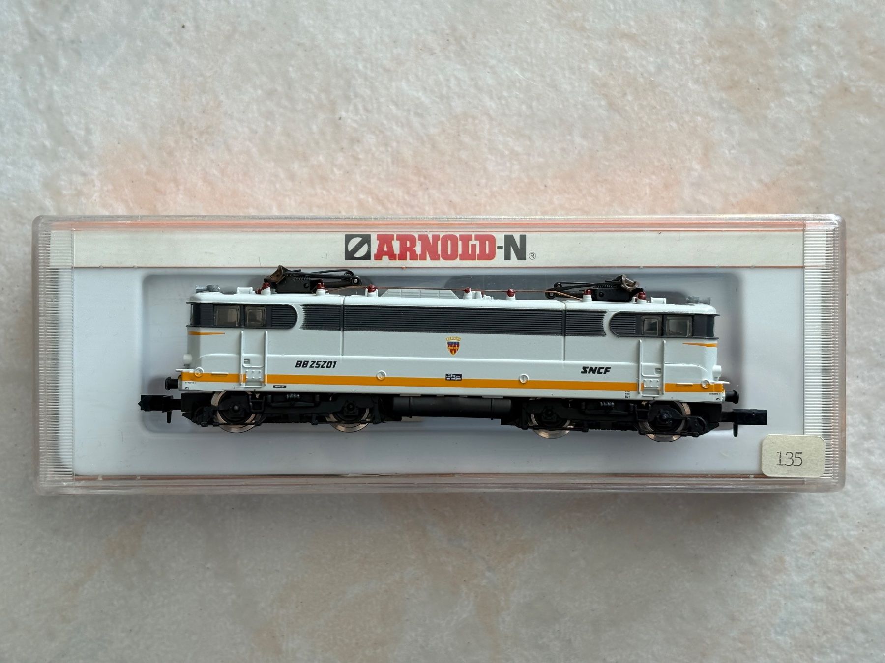 Arnold Modellini di ferrovie: Arnold 2471 Elok BB 25201 SNCF – Nuovo (secondo la descrizione) da Hauterive NE venduto da eriamch