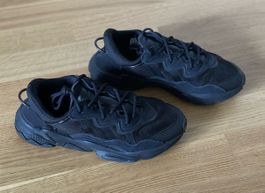 Adidas Sneaker Damen schwarz OZWEEGO