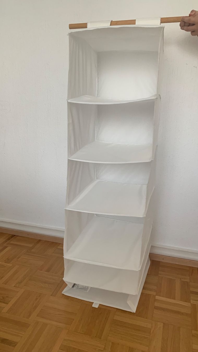 Lotti di vestiti: Rangements pour habits – Usato da Prilly venduto da RoDyRe 1