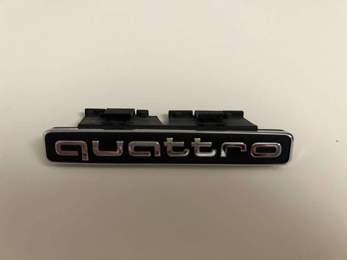 Audi Tutti pezzi di ricambio auto: Monogramme quattro Audi – Usato da Meyrin venduto da Sparco05