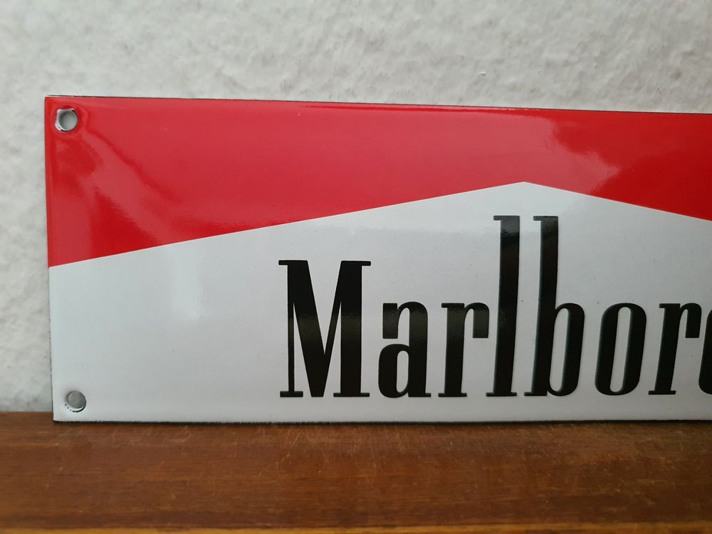 Ancien autocollant publicitaire Marlboro vintage rétro