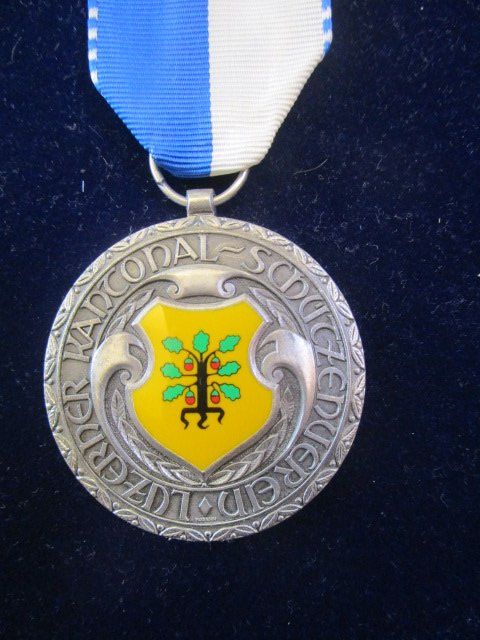 Medaglie: Luzerner Stich 1987 emailliertes Gemeindewappen Eich – Nuovo (secondo la descrizione) da Luzern venduto da Horoskop1 1