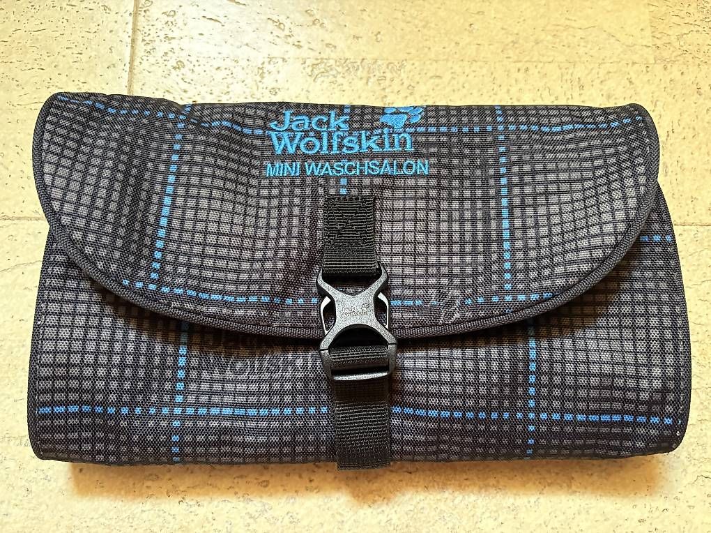Custodie per cosmetici: Jack Wolfskin Mini Waschsalon – Usato da Brugg AG venduto da nuv_srm8