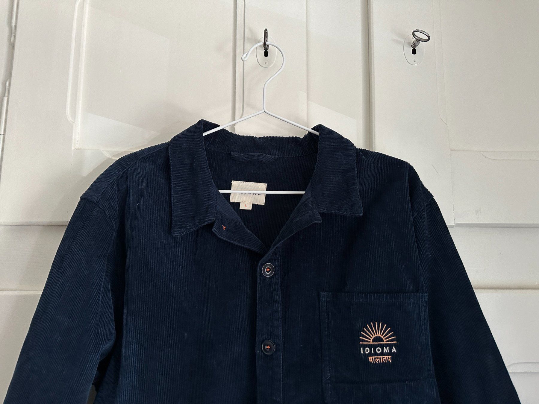 Giacche: IDIOMA - Cordjacke dunkelblau L – Usato da Zürich venduto da Diazaio 1