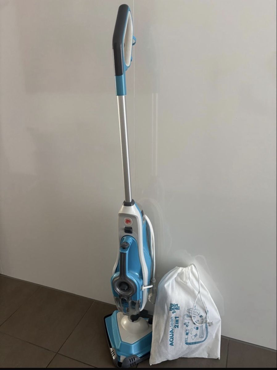 Pulitori a vapore: Dirt Devil AquaClean DD302-0 2-in-1 Dampfmopp & Handdampf – Usato da Rheinfelden venduto da Laemml