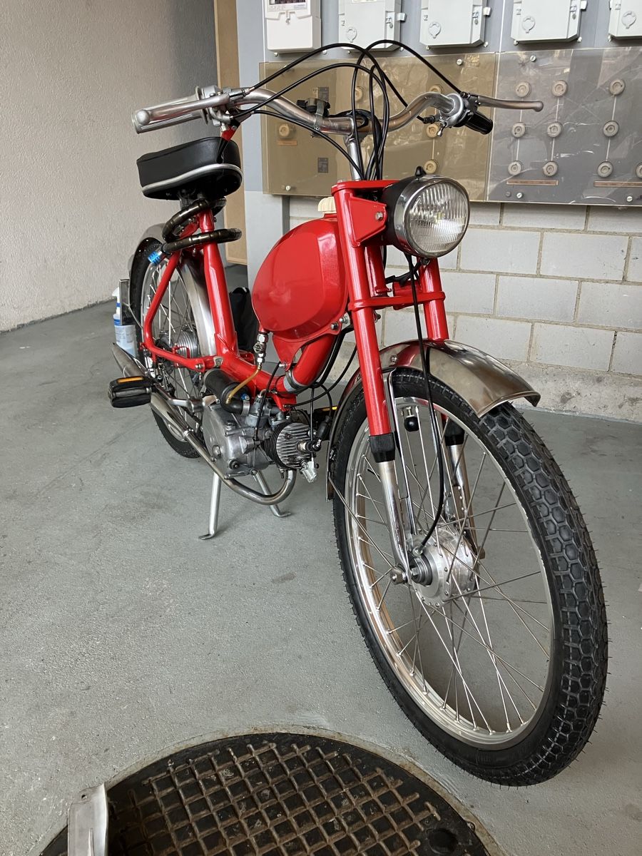 Puch Mofas: Puch Velux X30 S CH 7145 2 Gang Handgeschaltet neu aufgebaut – Gebraucht aus Reigoldswil von GNVeluxboost