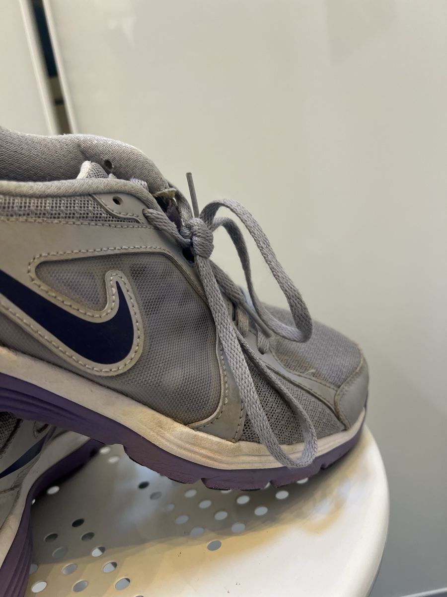 Nike Scarpe da donna: Nike Sneaker Gr. 39 – Usato da Grindelwald venduto da wand_24 2