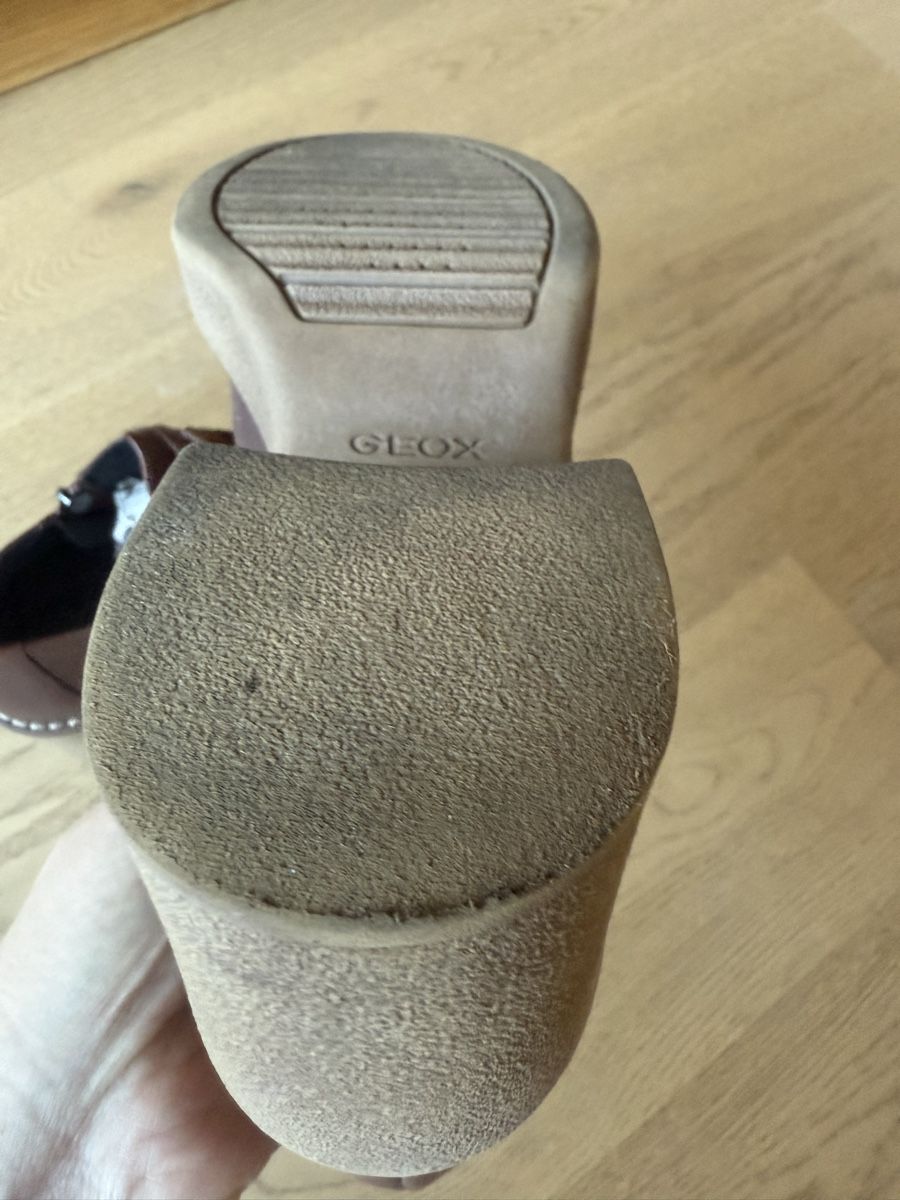 Geox Scarpe da donna: Geox Stiefeletten, Gr. 39 – Nuovo (secondo la descrizione) da St. Gallen venduto da gat_kp29 6