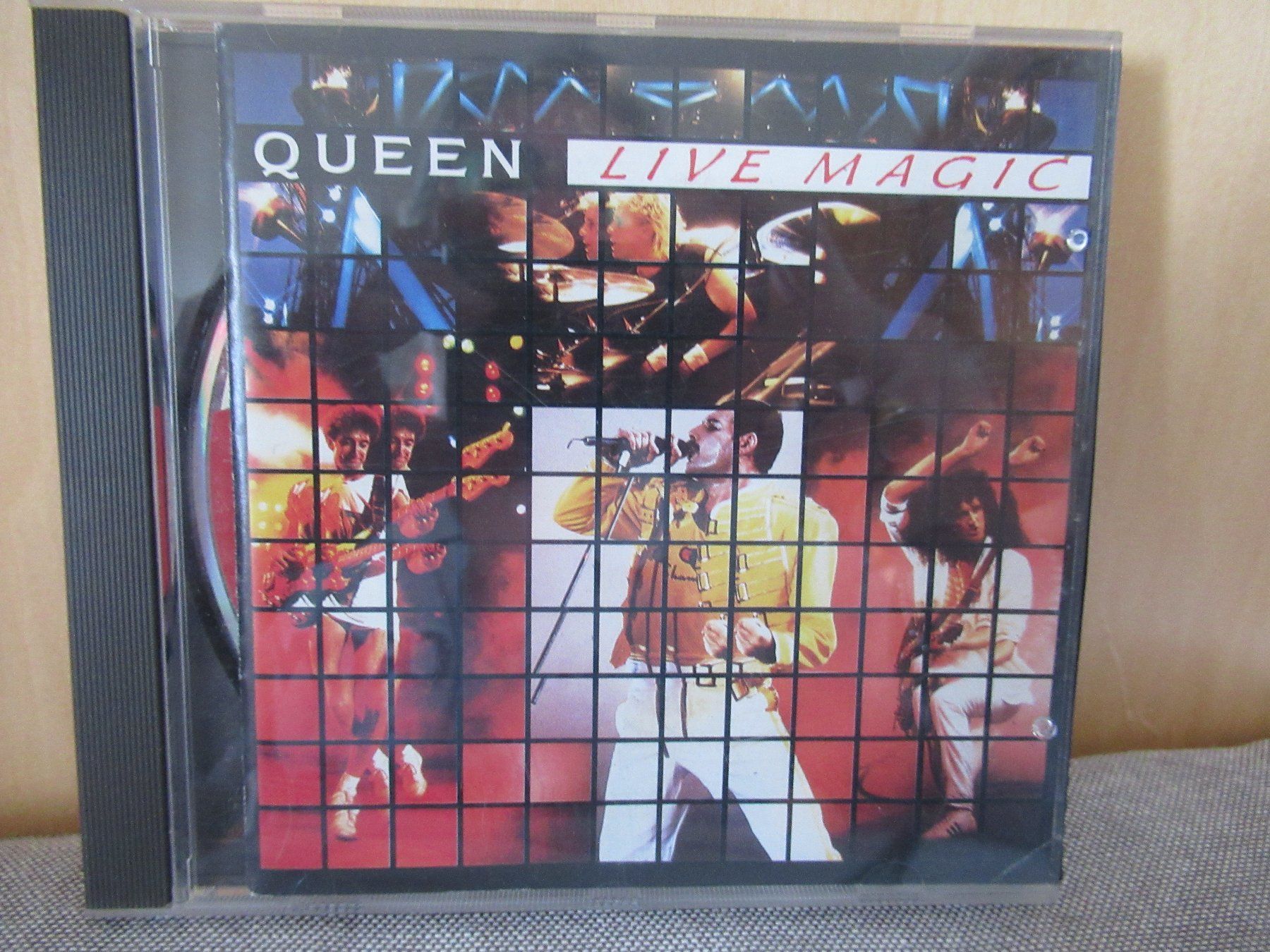 CD: QUEEN - LIVE MAGIC – Usato da Grône venduto da Mire01