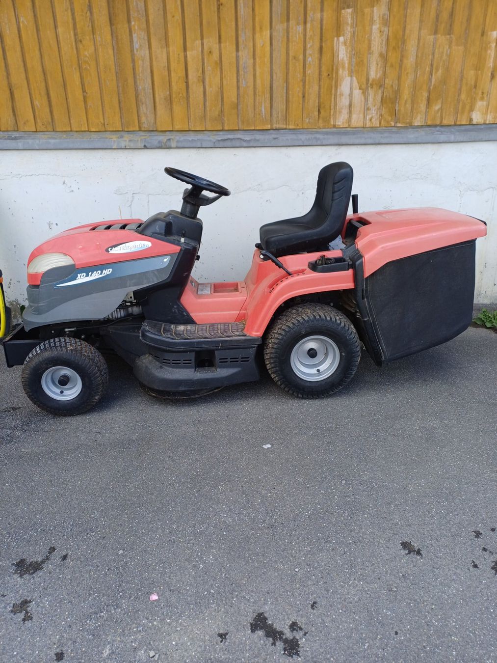 Tagliaerba: Rasentraktor Castelgarden XD 140 HD – Difettoso da Sempach Station venduto da Sachs77